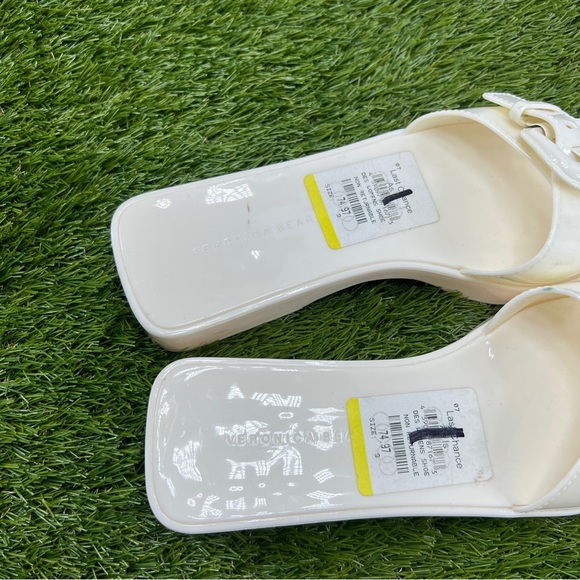 VERONICA BEARD Davina White Jelly Oversized Buckle Slide Sandals, Size 9M - Picture 7 of 11